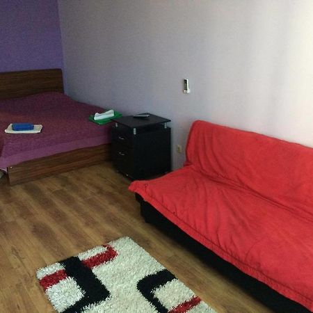 Rustaveli Apartment Batoemi Buitenkant foto